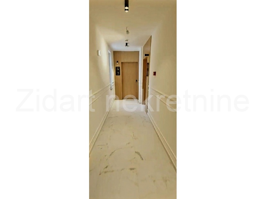 Квартира, 301 м², 86 000$ — FAKTOR